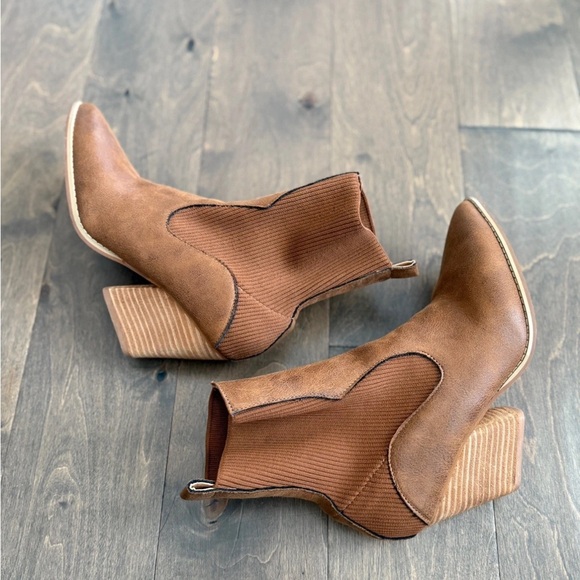 OASIS SOCIETY California Brown Vegan Leather Bootie Block Heel Women’s Size 8.5 - Picture 7 of 13